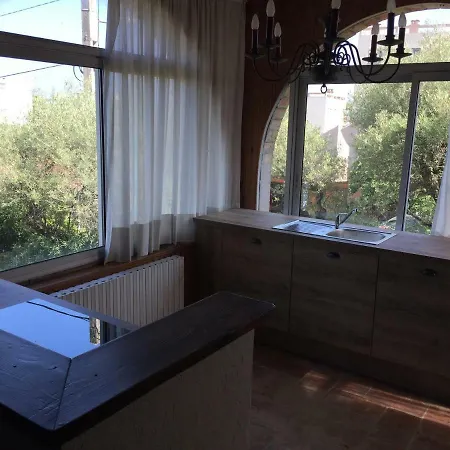 With Kitchen In Charming Provencal House Appartement